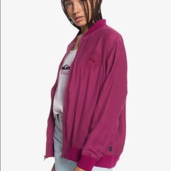 New Quicksilver Womens  Bomber Jacket. Size S - Picture 13 of 13
